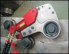 Low Profile Hydraulic torque wrench